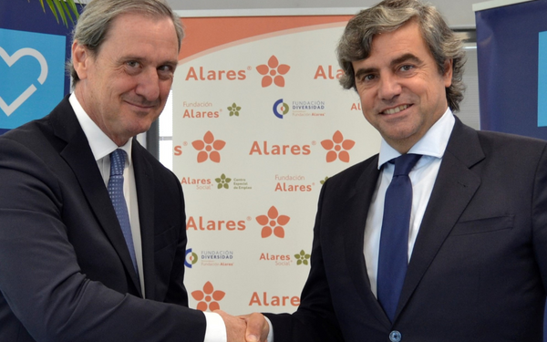El grupo logístico Kuehne+Nagel firma un acuerdo con Alares