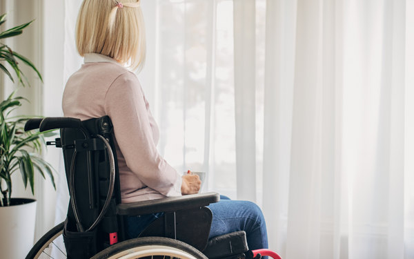 La falta de accesibilidad aísla a 100.000 personas con discapacidad en España