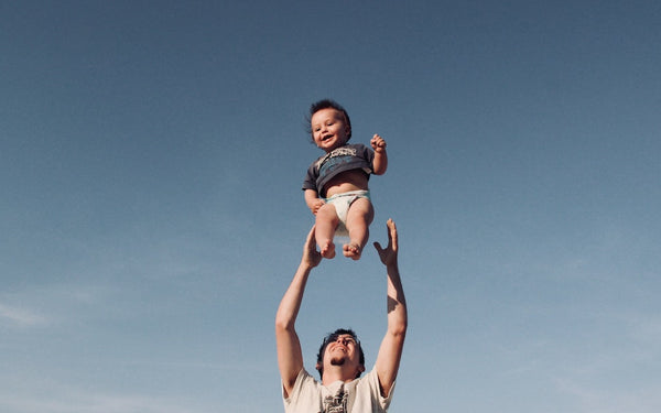 CUIDA a tu padre, con Vivofácil y en mayúsculas, porque sólo tienes uno.