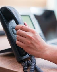Asistencia personal telefónica disponible las 24 horas todos los días
