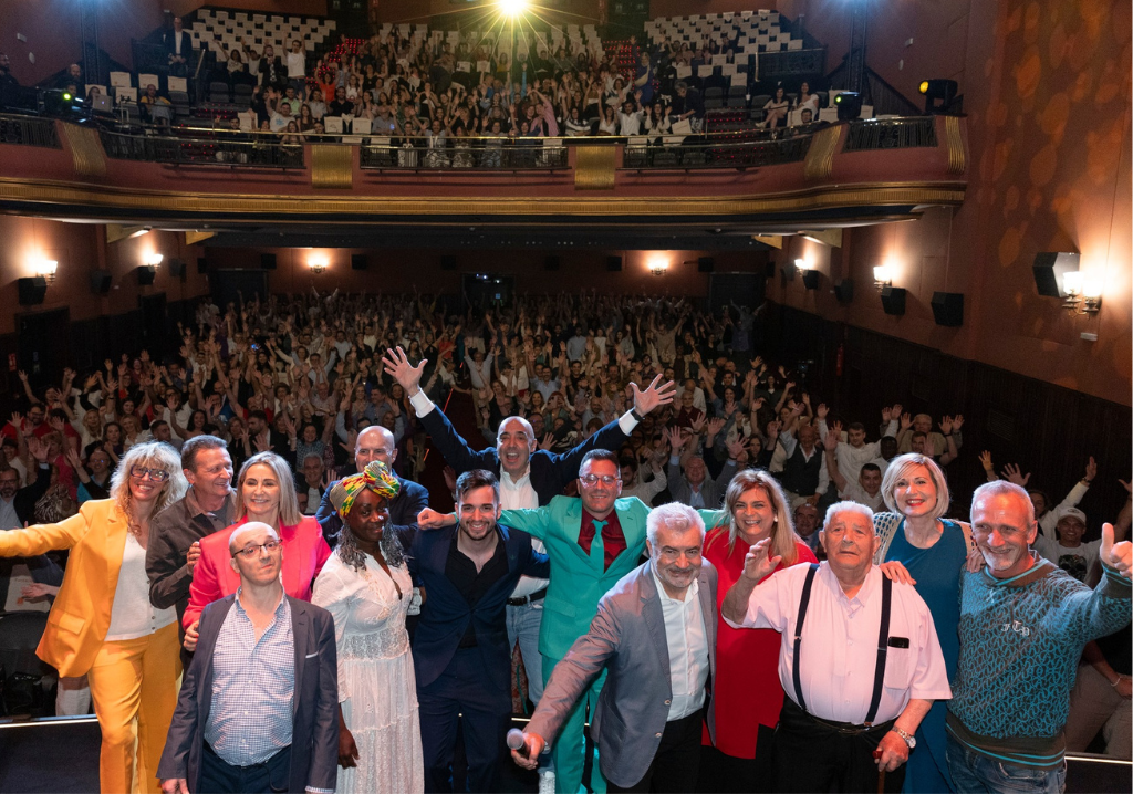 Vivofácil patrocina el ciclo de cine itinerante de “La Sociedad de la Soledad”